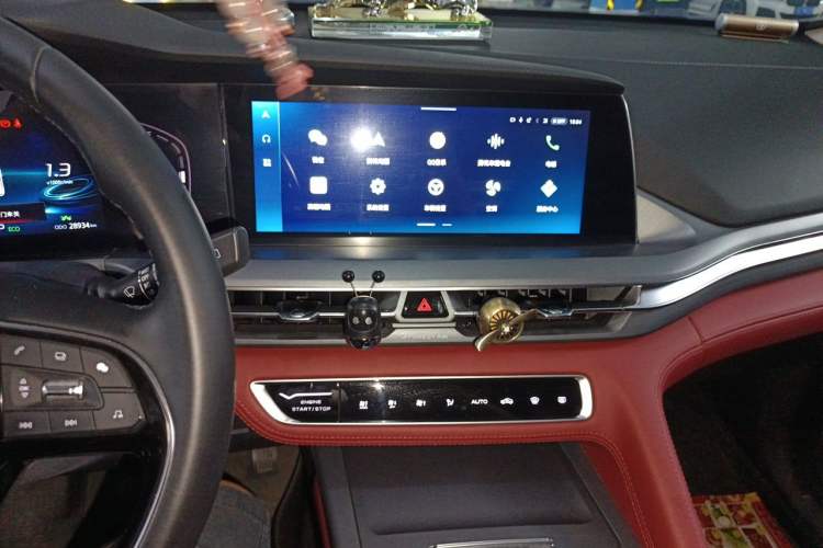 Used CHANGAN CS75 PLUS 2022 2.0T Automatic Pilot Version Audio And AC Panel