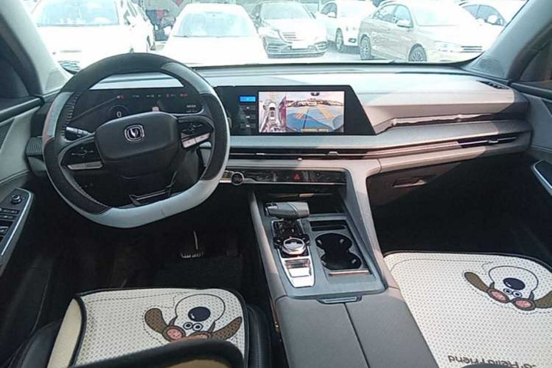Used CHANGAN CS75 PLUS 2022 2nd Generation 1.5T Automatic Luxury Edition Center Console
