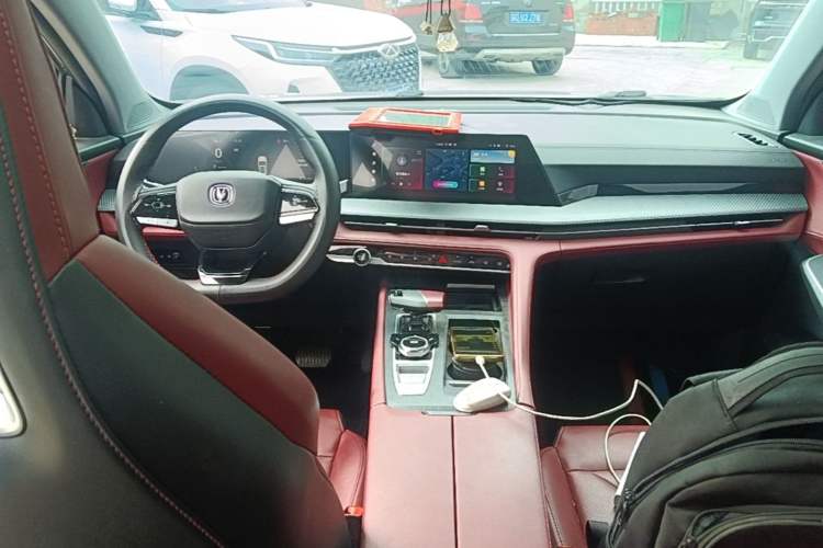 Used CHANGAN CS75 PLUS 2022 2nd Generation 1.5T Automatic Prestige Version Center Console