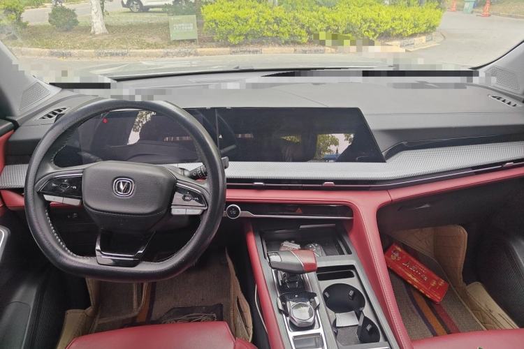 Used CHANGAN CS75 PLUS 2022 2nd Generation 1.5T Automatic Luxury Version Center Console