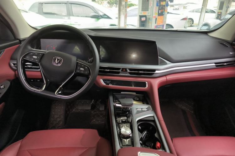 Used CHANGAN CS75 PLUS 2022 2.0T Automatic Pilot Version Center Console