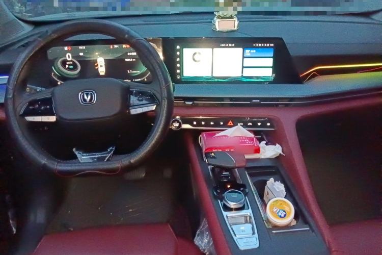 Used CHANGAN CS75 PLUS 2022 2nd Generation 1.5T Automatic Prestige Version Center Console