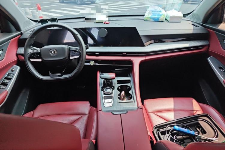 Used CHANGAN CS75 PLUS 2022 2nd Generation 1.5T Automatic Prestige Version Center Console