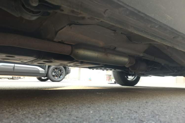 Used CHANGAN CS75 PLUS 2022 Second-Generation 2.0T Automatic Prestige Model Chassis Rear Right