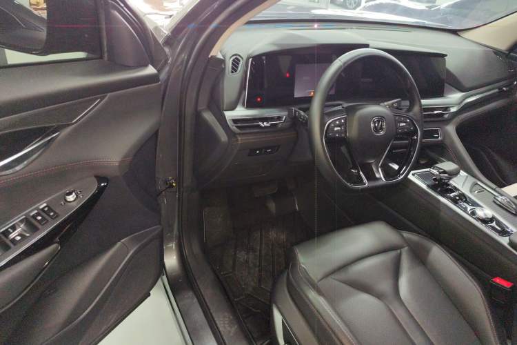 Used CHANGAN CS75 PLUS 2022 2.0T Automatic Pilot Version Driver Seat