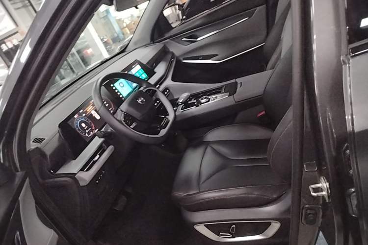 Used CHANGAN CS75 PLUS 2022 2nd Generation 1.5T Automatic Prestige Version Driver Seat