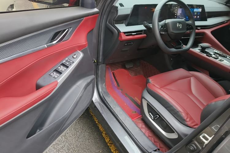 Used CHANGAN CS75 PLUS 2022 2nd Generation 1.5T Automatic Prestige Version Driver Seat