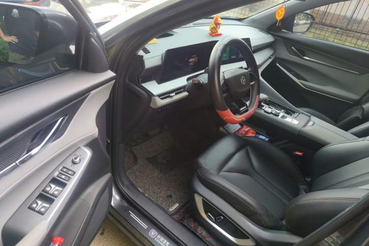 Used CHANGAN CS75 PLUS 2022 2nd Generation 1.5T Automatic Pilot Version Driver Seat