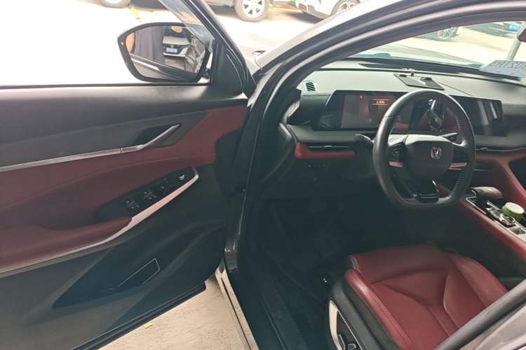 Used CHANGAN CS75 PLUS 2022 2nd Generation 1.5T Automatic Prestige Version Driver Seat