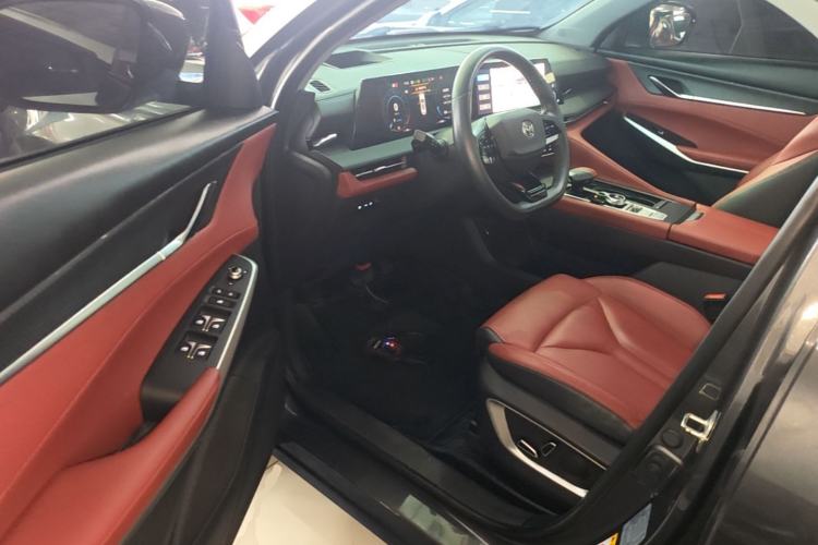 Used CHANGAN CS75 PLUS 2022 2nd Generation 2.0T Automatic Navigation Version Driver Seat