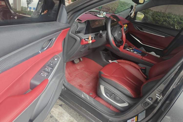 Used CHANGAN CS75 PLUS 2022 2nd Generation 1.5T Automatic Prestige Version Driver Seat