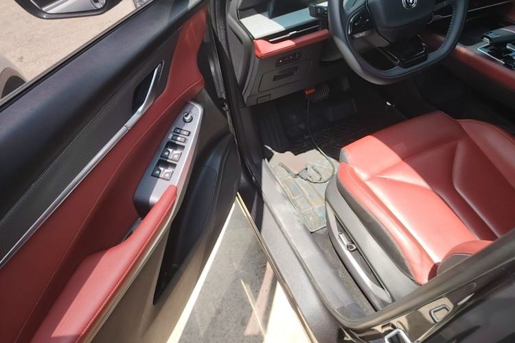 Used CHANGAN CS75 PLUS 2022 Second-Generation 2.0T Automatic Prestige Model Driver Seat