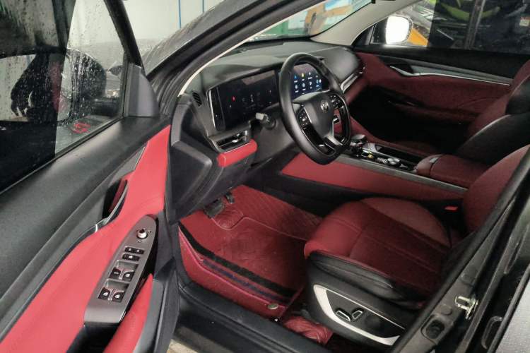 Used CHANGAN CS75 PLUS 2022 1.5T Automatic Luxury Model Driver Seat