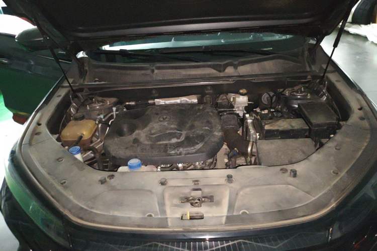 Used CHANGAN CS75 PLUS 2022 2nd Generation 1.5T Automatic Prestige Version Engine Bay