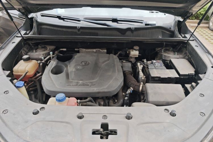 Used CHANGAN CS75 PLUS 2022 2nd Generation 1.5T Automatic Prestige Version Engine Bay
