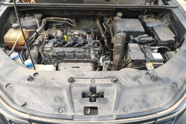 Used CHANGAN CS75 PLUS 2022 1.5T Automatic Elite Version Engine Bay