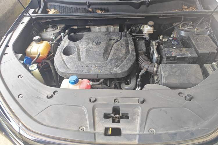 Used CHANGAN CS75 PLUS 2022 2nd Generation 1.5T Automatic Prestige Version Engine Bay