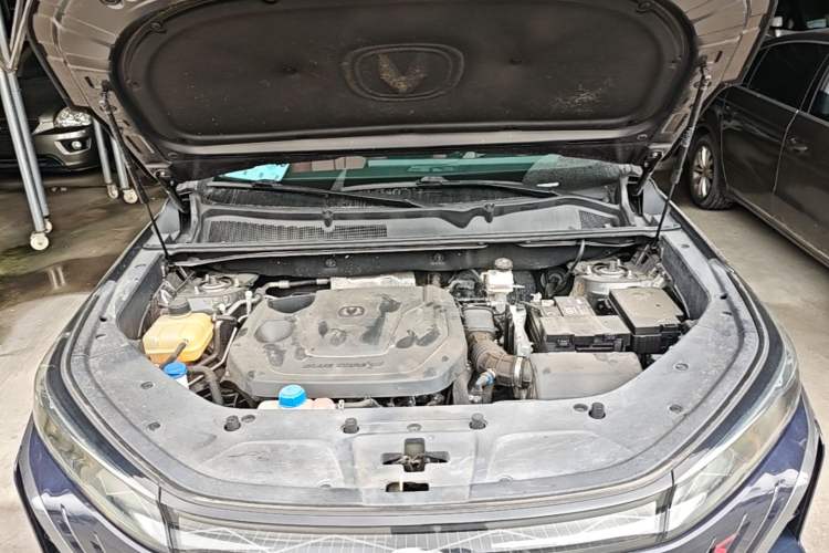 Used CHANGAN CS75 PLUS 2022 2nd Generation 1.5T Automatic Prestige Version Engine Bay