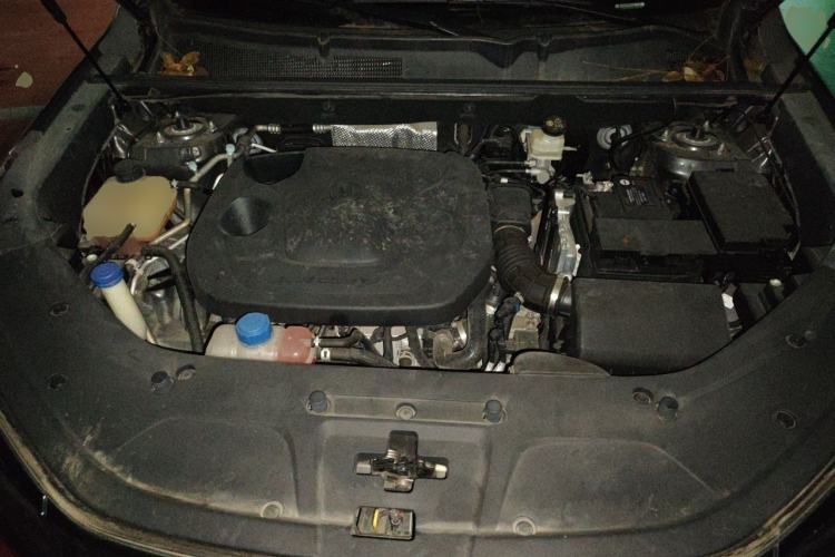 Used CHANGAN CS75 PLUS 2022 2nd Generation 1.5T Automatic Prestige Version Engine Bay