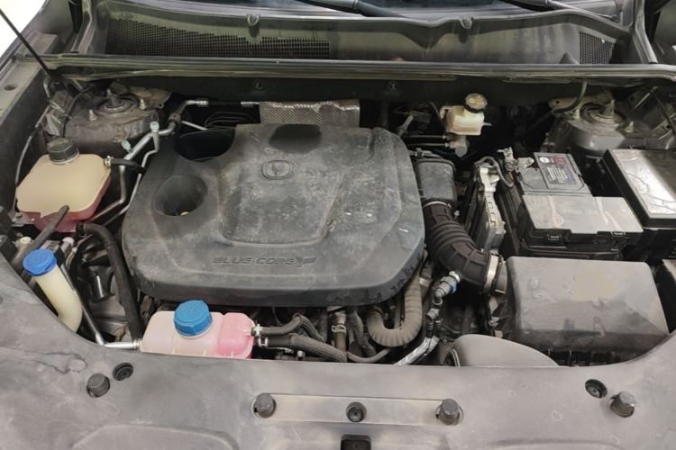 Used CHANGAN CS75 PLUS 2022 2nd Generation 1.5T Automatic Pilot Version Engine Bay