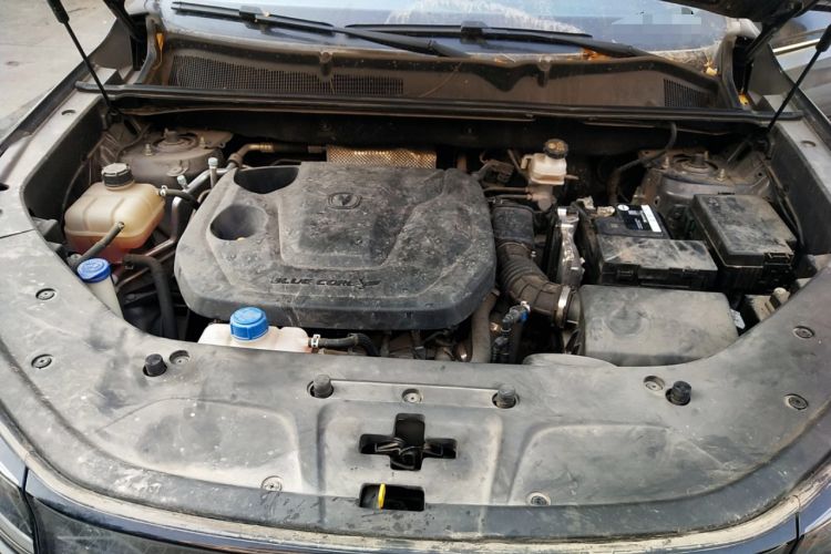 Used CHANGAN CS75 PLUS 2022 2nd Generation 1.5T Automatic Prestige Version Engine Bay