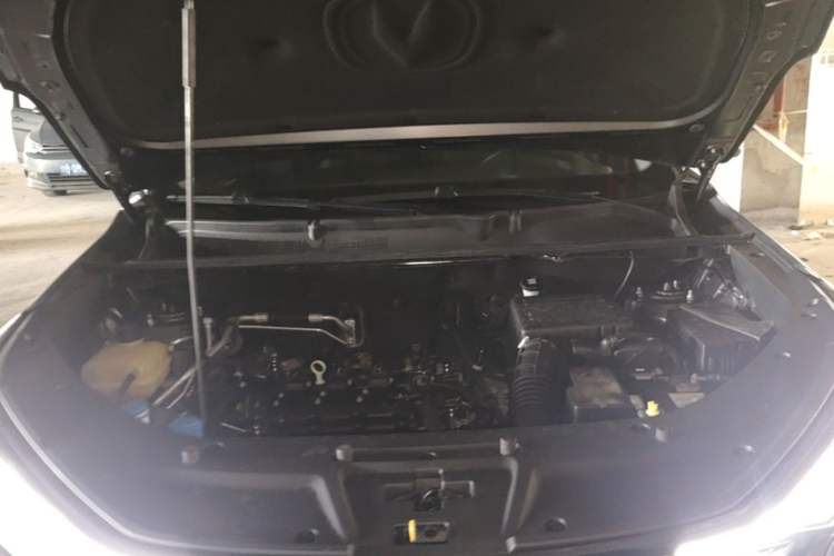Used CHANGAN CS75 PLUS 2022 Classic Edition 1.5T Automatic Pioneer Model Engine Bay