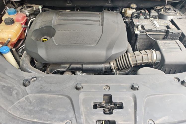 Used CHANGAN CS75 PLUS 2022 Second-Generation 2.0T Automatic Prestige Model Engine Bay