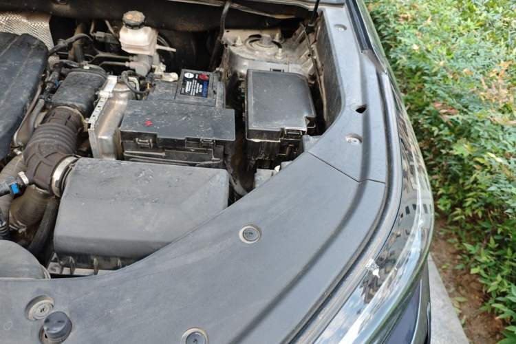 Used CHANGAN CS75 PLUS 2022 2nd Generation 1.5T Automatic Prestige Version Engine Bay Left