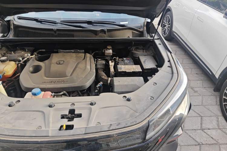 Used CHANGAN CS75 PLUS 2022 2nd Generation 1.5T Automatic Prestige Version Engine Bay Left