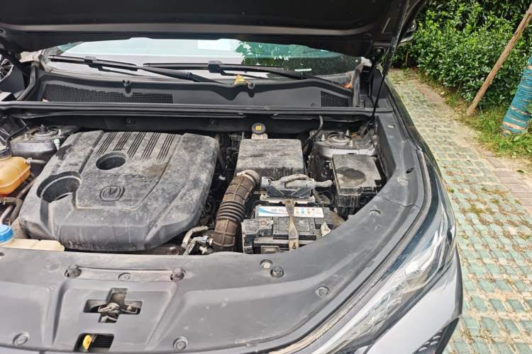 Used CHANGAN CS75 PLUS 2022 1.5T Automatic Prestige Model Engine Bay Left