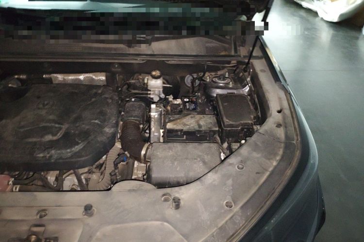Used CHANGAN CS75 PLUS 2022 2nd Generation 1.5T Automatic Prestige Version Engine Bay Left