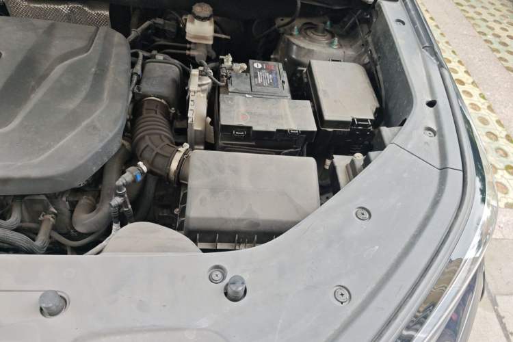 Used CHANGAN CS75 PLUS 2022 2nd Generation 1.5T Automatic Prestige Version Engine Bay Left