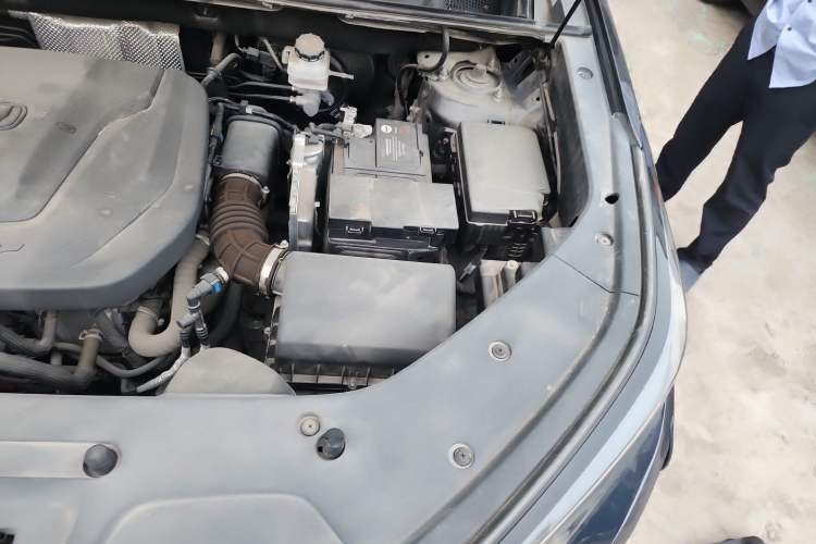 Used CHANGAN CS75 PLUS 2022 2nd Generation 1.5T Automatic Prestige Version Engine Bay Left
