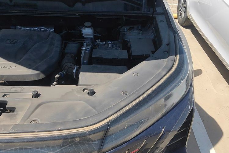 Used CHANGAN CS75 PLUS 2022 2nd Generation 1.5T Automatic Luxury Edition Engine Bay Left