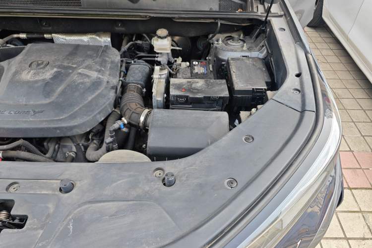 Used CHANGAN CS75 PLUS 2022 2nd Generation 1.5T Automatic Pilot Version Engine Bay Left