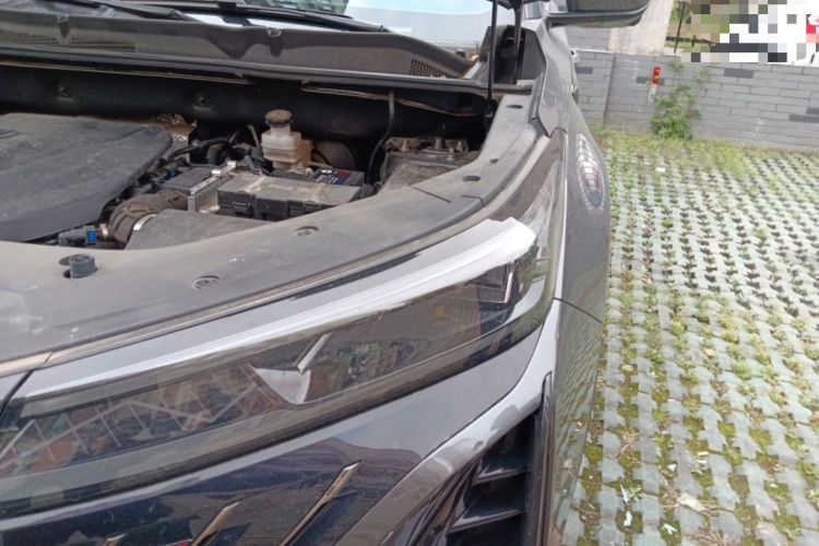 Used CHANGAN CS75 PLUS 2022 2nd Generation 1.5T Automatic Prestige Version Engine Bay Left