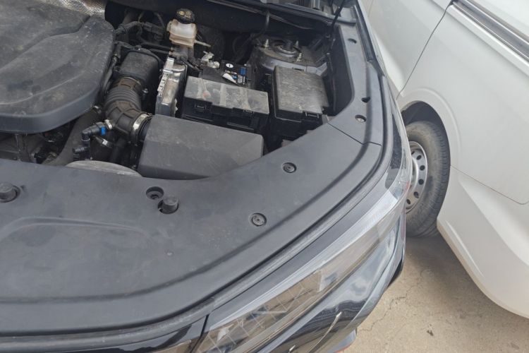 Used CHANGAN CS75 PLUS 2022 2nd Generation 1.5T Automatic Prestige Version Engine Bay Left