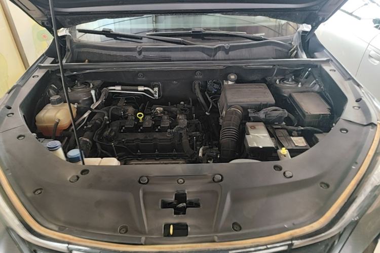 Used CHANGAN CS75 PLUS 2022 Classic Edition 1.5T Automatic Pioneer Model Engine Bay