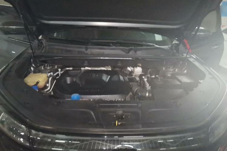 Used CHANGAN CS75 PLUS 2022 2nd Generation 1.5T Automatic Prestige Version Engine Bay