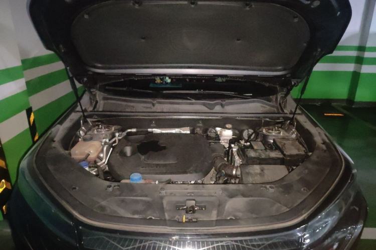 Used CHANGAN CS75 PLUS 2022 2nd Generation 1.5T Automatic Prestige Version Engine Bay