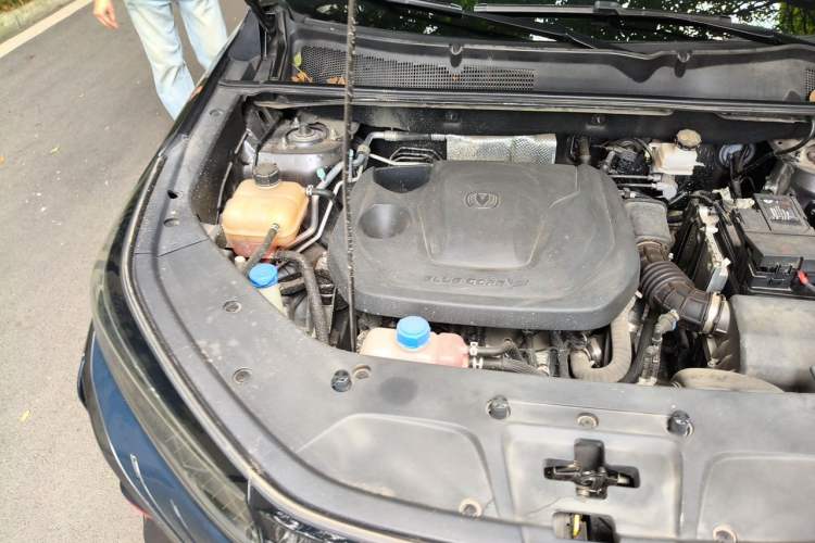 Used CHANGAN CS75 PLUS 2022 2nd Generation 1.5T Automatic Luxury Version Engine Bay Right