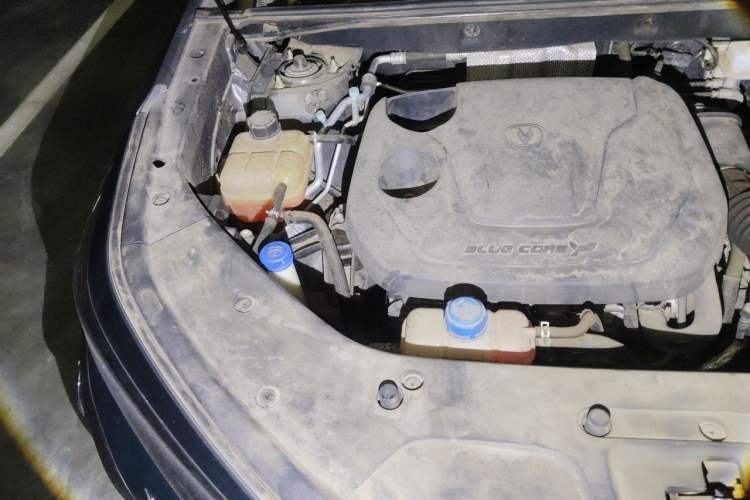 Used CHANGAN CS75 PLUS 2022 2nd Generation 1.5T Automatic Prestige Version Engine Bay Right