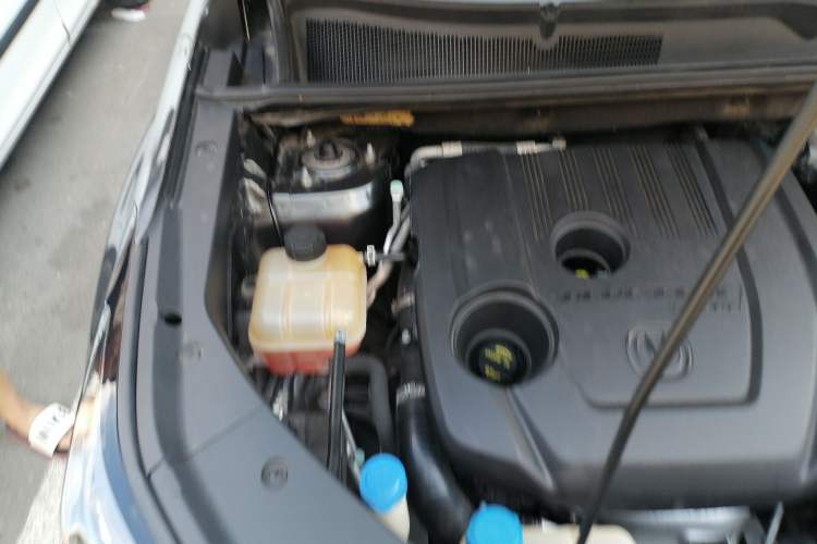Used CHANGAN CS75 PLUS 2022 2nd Generation 1.5T Automatic Luxury Version Engine Bay Right