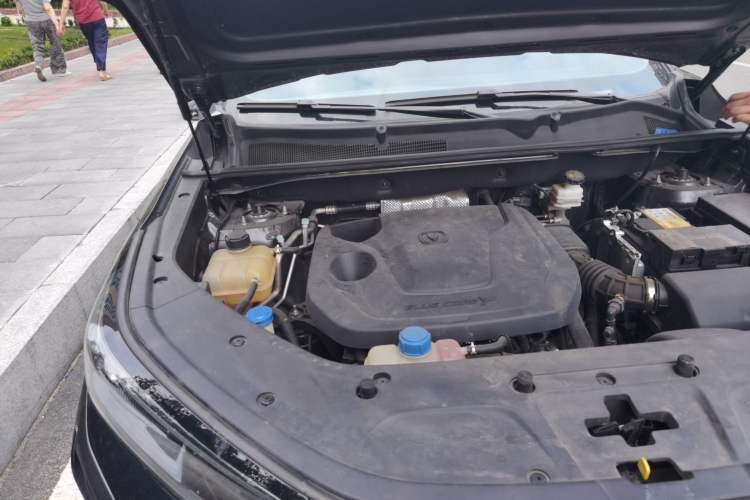Used CHANGAN CS75 PLUS 2022 2nd Generation 1.5T Automatic Prestige Version Engine Bay Right