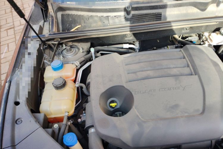 Used CHANGAN CS75 PLUS 2022 2nd Generation 2.0T Automatic Navigation Version Engine Bay Right