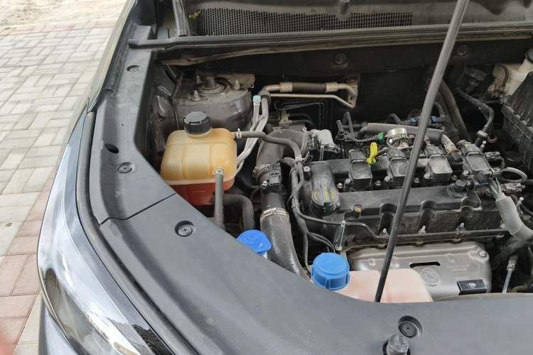 Used CHANGAN CS75 PLUS 2022 Classic Edition 1.5T Automatic Pioneer Model Engine Bay Right