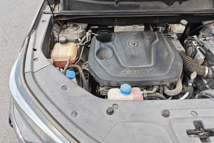 Used CHANGAN CS75 PLUS 2022 2nd Generation 1.5T Automatic Prestige Version Engine Bay Right