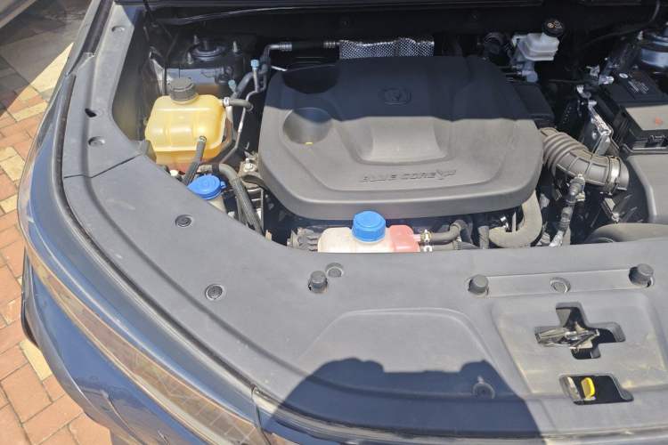 Used CHANGAN CS75 PLUS 2022 2nd Generation 1.5T Automatic Prestige Version Engine Bay Right