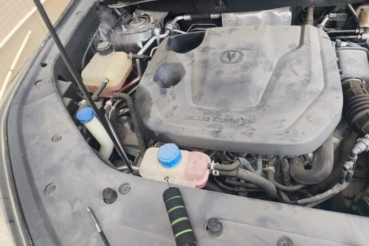 Used CHANGAN CS75 PLUS 2022 2nd Generation 1.5T Automatic Luxury Version Engine Bay Right