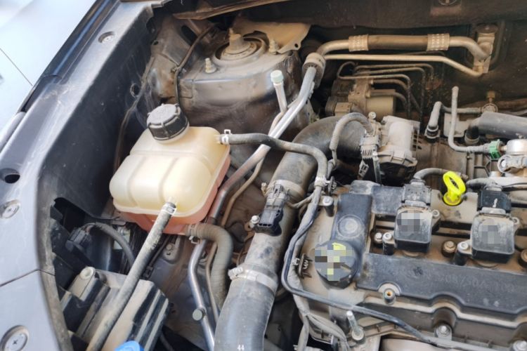 Used CHANGAN CS75 PLUS 2022 Classic Edition 1.5T Automatic Pioneer Model Engine Bay Right